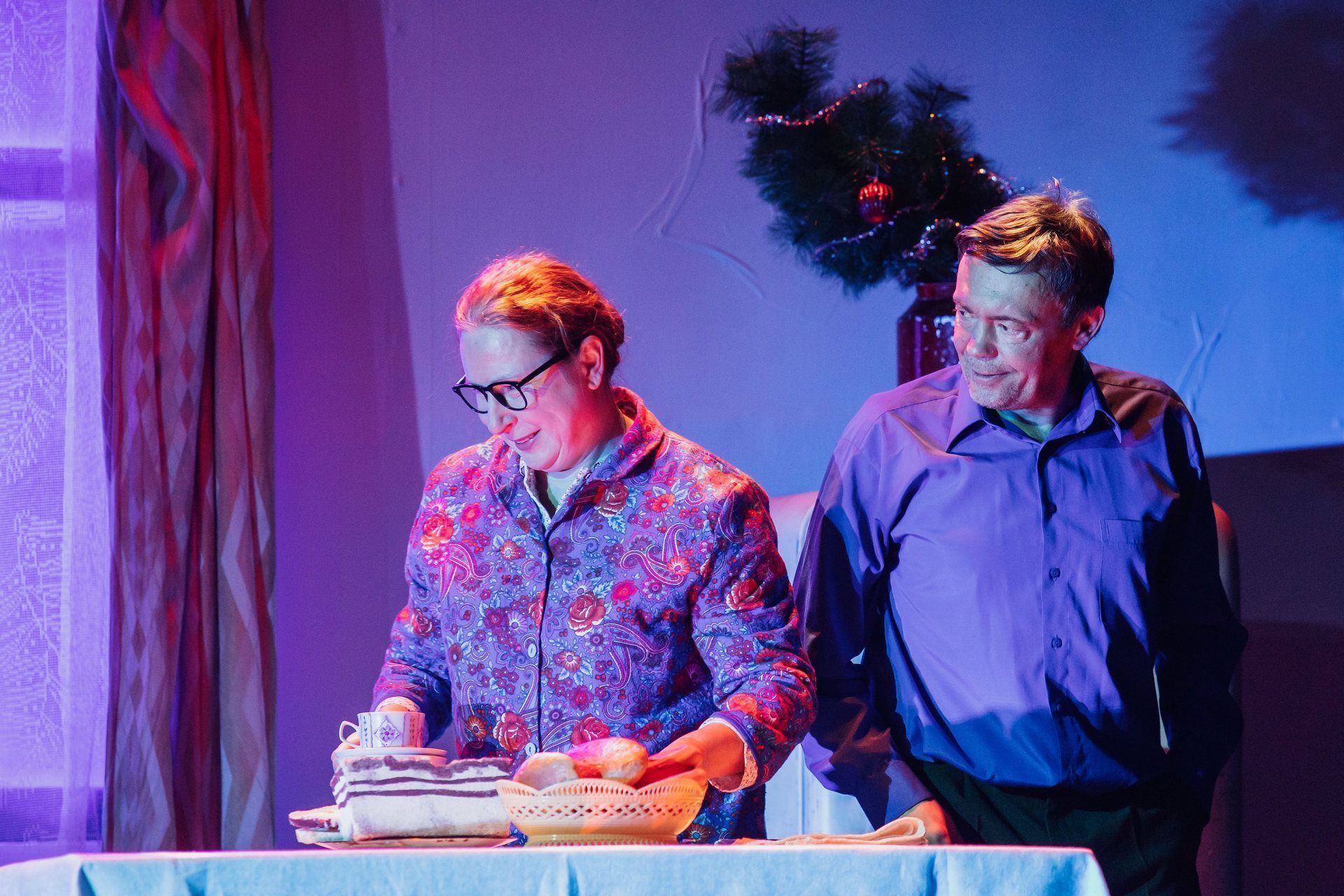 «Всё о любви»: премьера новогоднего спектакля «Беги, Маруся!» прошла в Барнауле