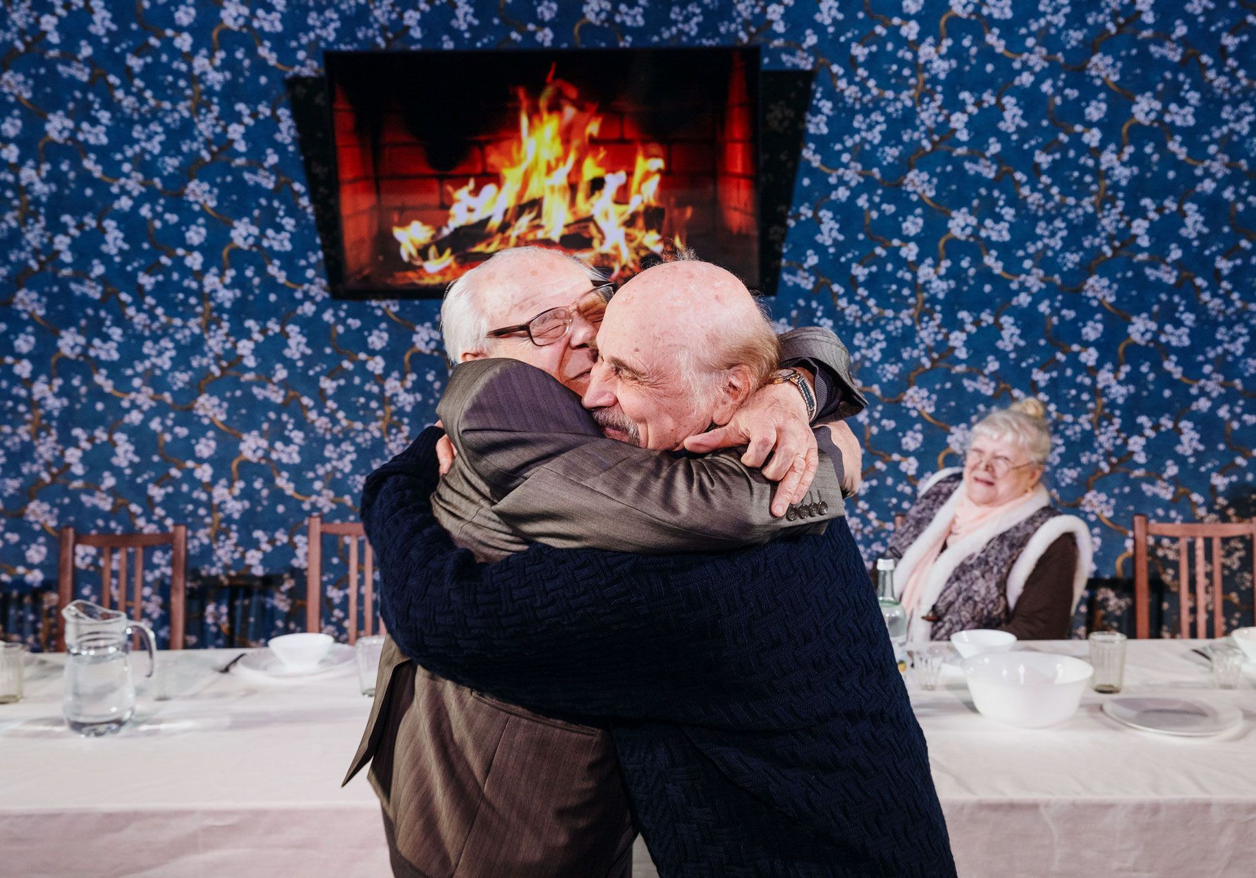 «Не надо нас забывать»: премьера спектакля «Старадость» прошла в Алтайском краевом театре драмы