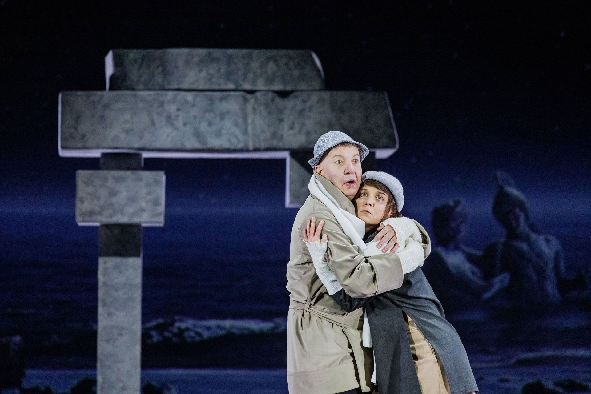 «Белая гвардия» на Алтае: премьера по мотивам романа Булгакова прошла в театре драмы 