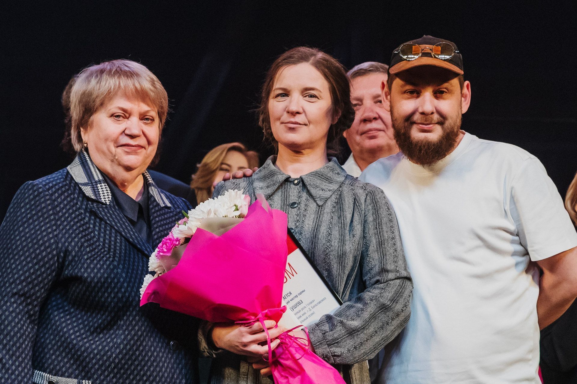 В Краевом театре драмы подвели итоги 103-го сезона и наградили артистов