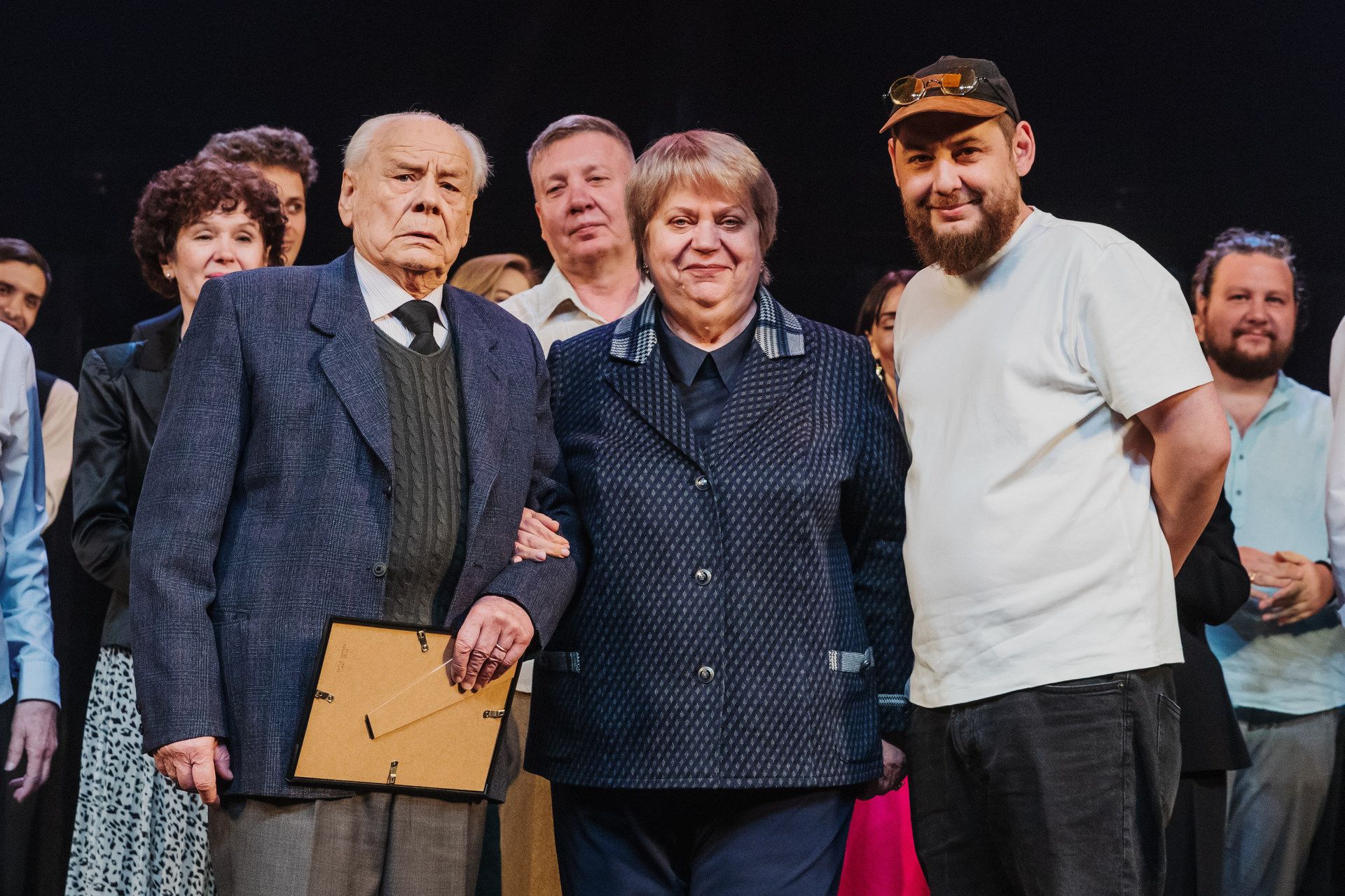 В Краевом театре драмы подвели итоги 103-го сезона и наградили артистов