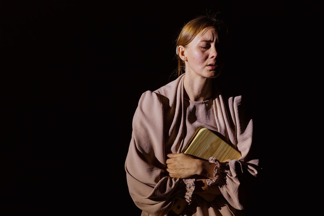 Миссия памяти: артисты театра драмы покажут историю Героя России на его родине 