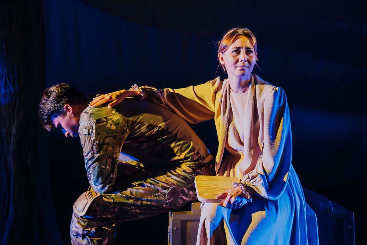 Миссия памяти: артисты театра драмы покажут историю Героя России на его родине 