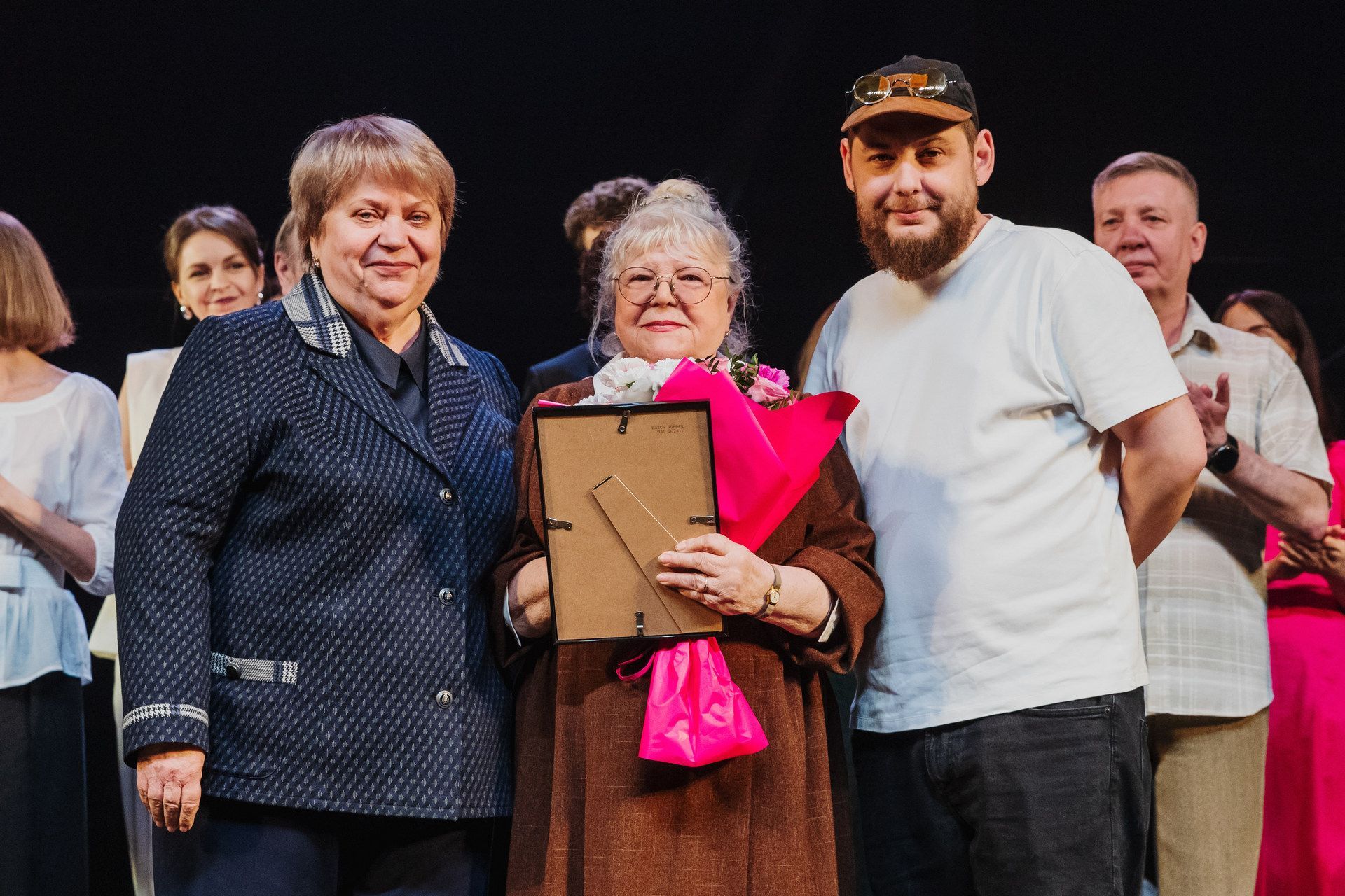 В Краевом театре драмы подвели итоги 103-го сезона и наградили артистов