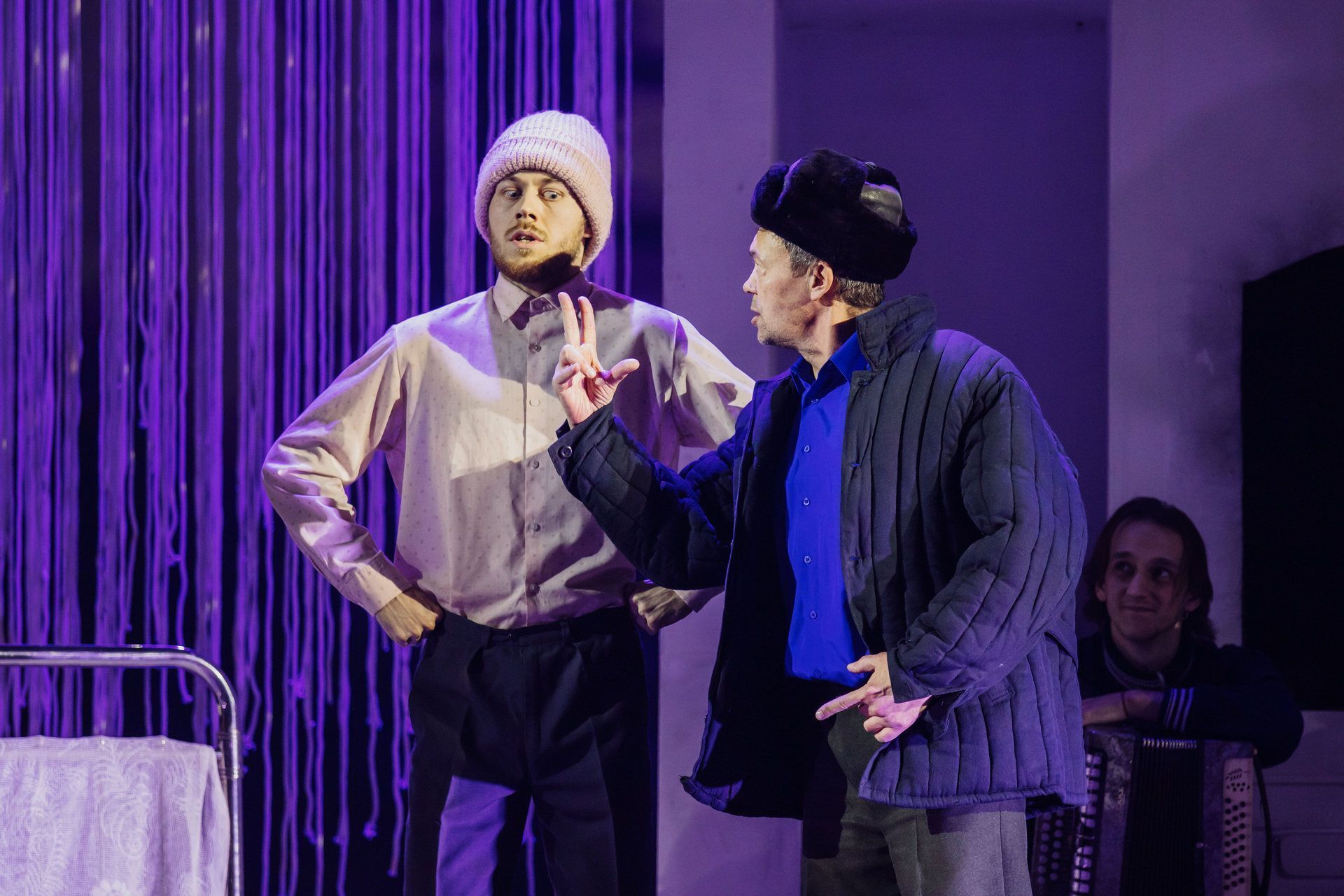 «Всё о любви»: премьера новогоднего спектакля «Беги, Маруся!» прошла в Барнауле