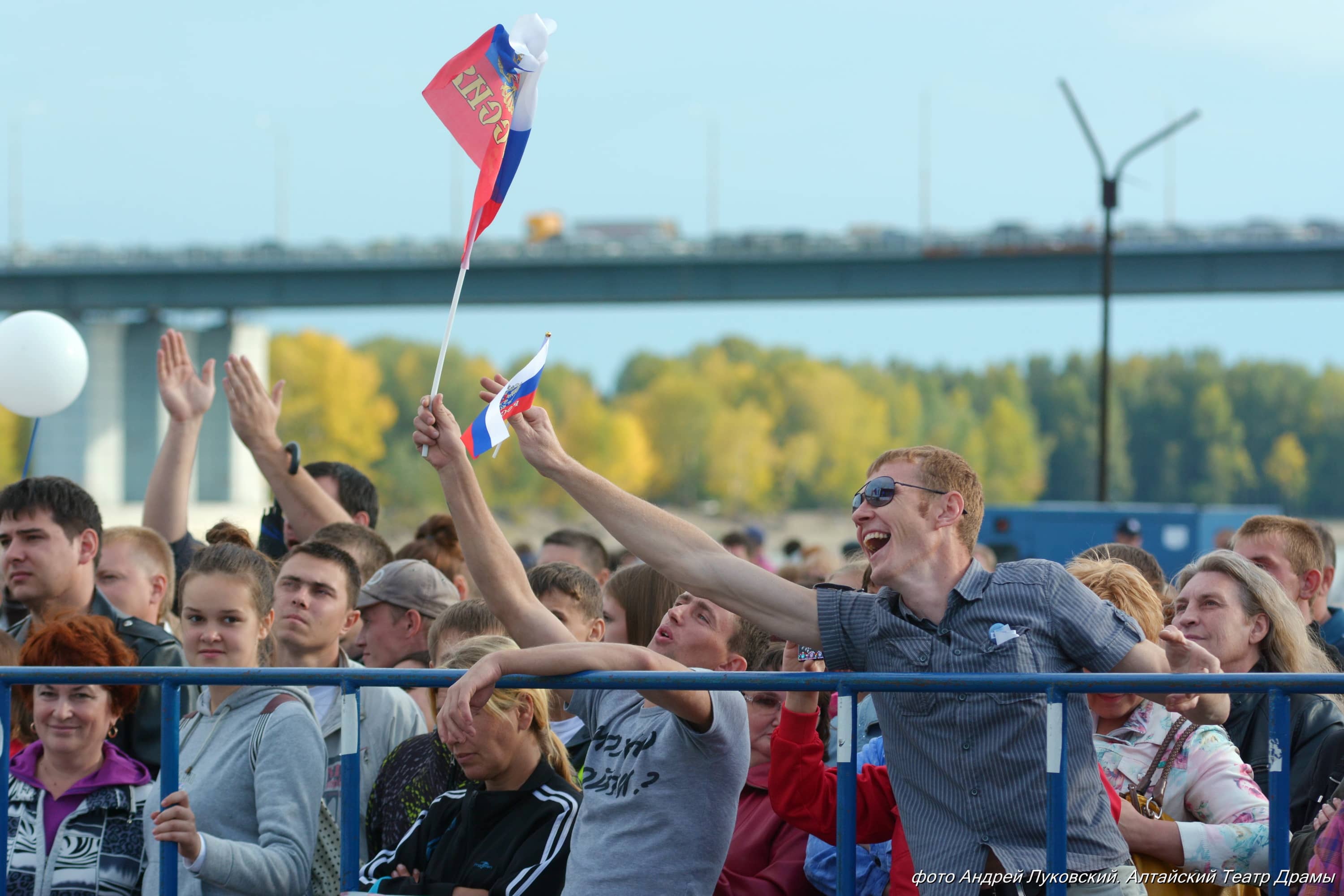 В День города  Алтайский краевой театр драмы вышел на улицы Барнаула! 